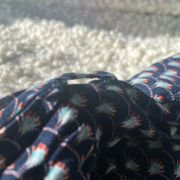 Dex Navy Blue Floral High Low Sleeveless Dress size: XS - Picture 7 of 9